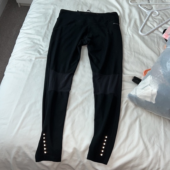 Dri- fit Nike leggings - Picture 4 of 4